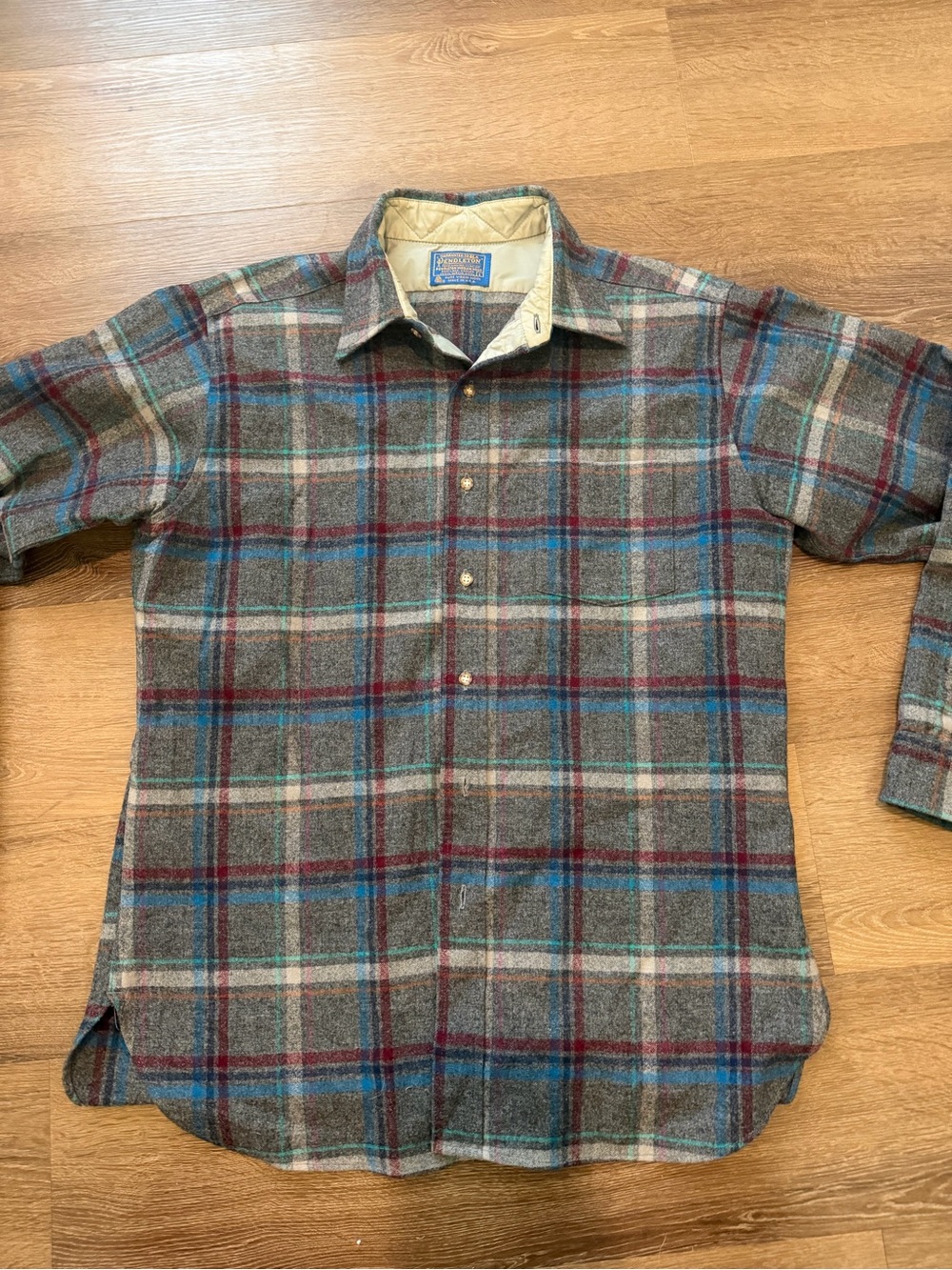 Vintage Pendleton Gray Plaid 100 % pure virgin Wool Button-Up Shirt - Men's